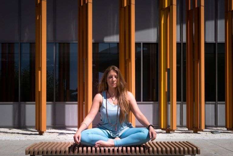 Yoga con Ruth | Casas de Zapatierno